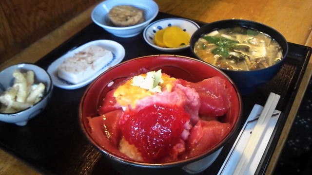 鉄火丼定食