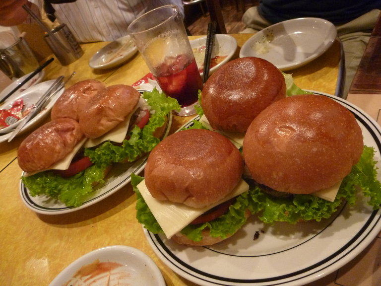 チーズバーガー P1010134